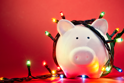 10 Creative Ways to Save Money on Holiday Shopping