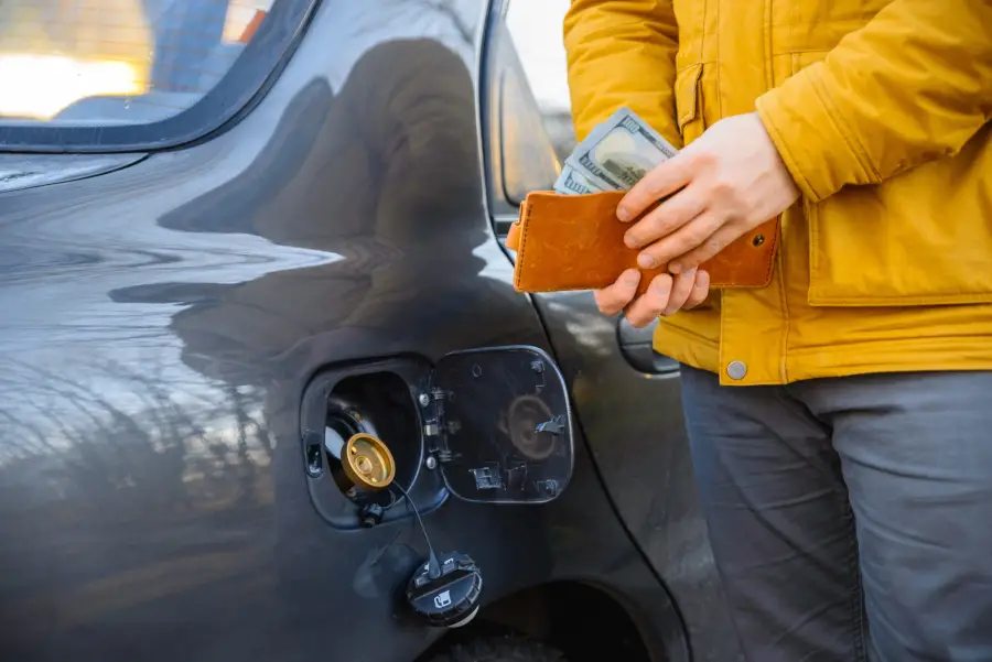 Easy Ways to Save Money on Gas